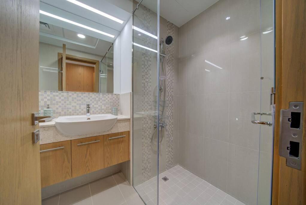 Burj Khalifa View - 2Br And Maid - Downtown Daire Dubai Dış mekan fotoğraf